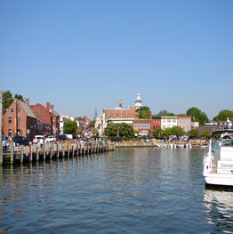 iconic picture of Annapolis dock
